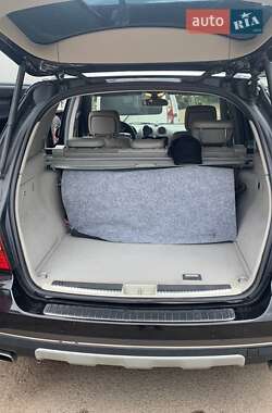 Внедорожник / Кроссовер Mercedes-Benz M-Class 2005 в 