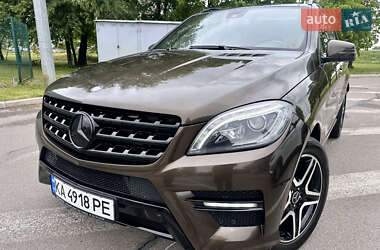 Позашляховик / Кросовер Mercedes-Benz M-Class 2011 в 