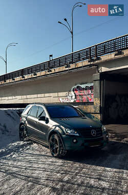 Внедорожник / Кроссовер Mercedes-Benz M-Class 2008 в 