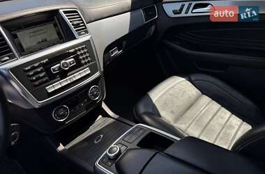 Внедорожник / Кроссовер Mercedes-Benz M-Class 2014 в 