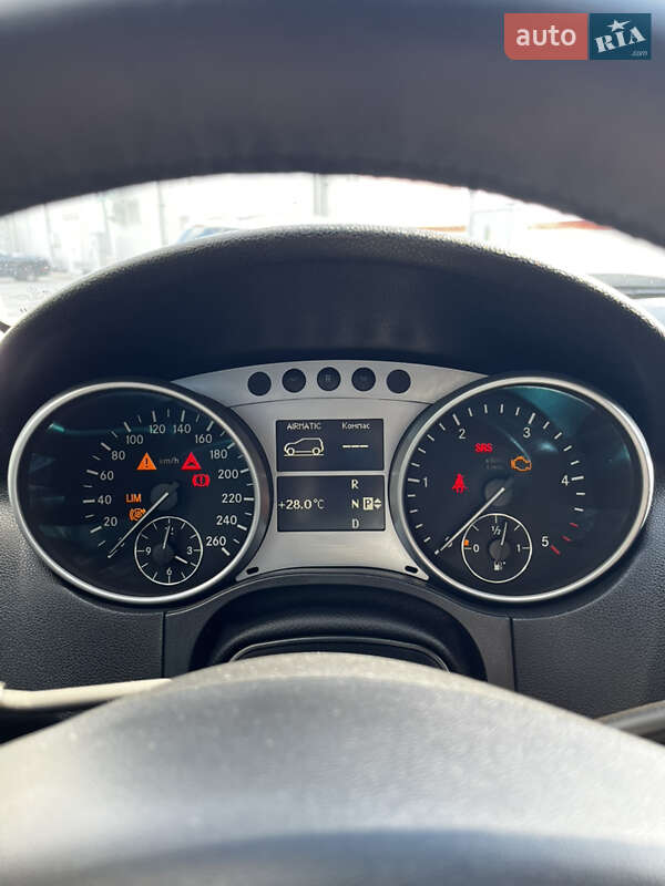 Позашляховик / Кросовер Mercedes-Benz M-Class 2010 в Києві
