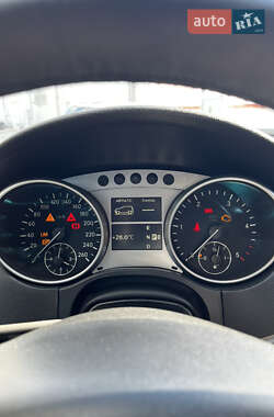 Внедорожник / Кроссовер Mercedes-Benz M-Class 2010 в 