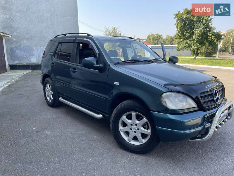 Внедорожник / Кроссовер Mercedes-Benz M-Class 1997 в Одессе