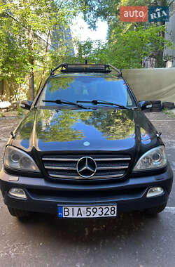 Позашляховик / Кросовер Mercedes-Benz M-Class 2005 в Києві
