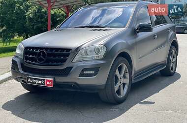 Позашляховик / Кросовер Mercedes-Benz M-Class 2011 в Києві