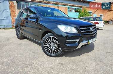 Внедорожник / Кроссовер Mercedes-Benz M-Class 2012 в Харькове