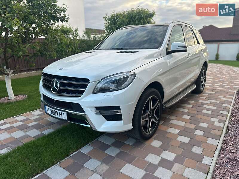 Внедорожник / Кроссовер Mercedes-Benz M-Class 2013 в 