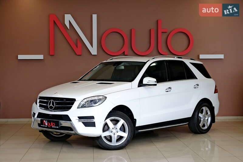 Внедорожник / Кроссовер Mercedes-Benz M-Class 2014 в 