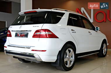 Внедорожник / Кроссовер Mercedes-Benz M-Class 2014 в 