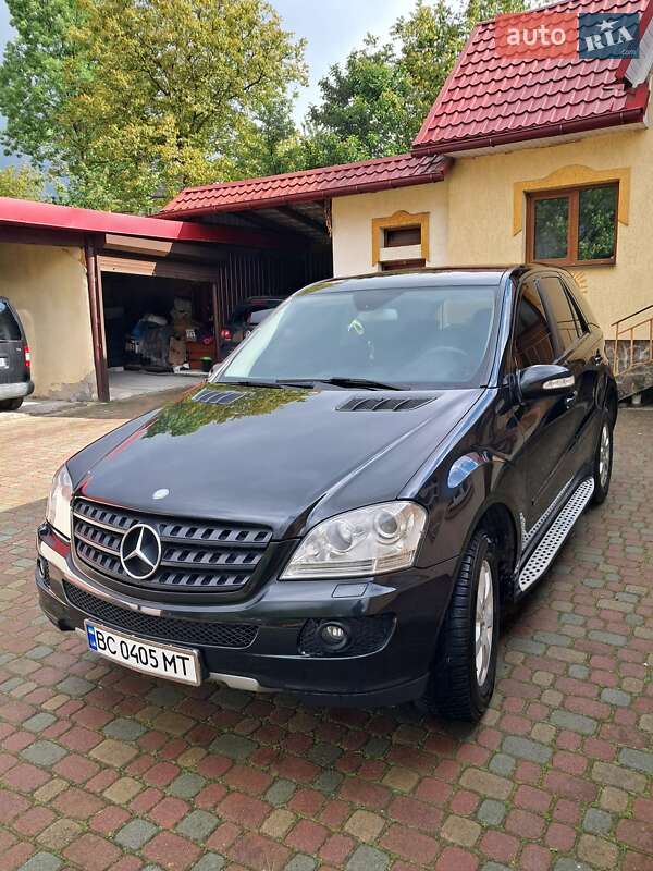 Внедорожник / Кроссовер Mercedes-Benz M-Class 2006 в Львове