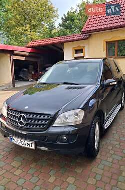 Внедорожник / Кроссовер Mercedes-Benz M-Class 2006 в 