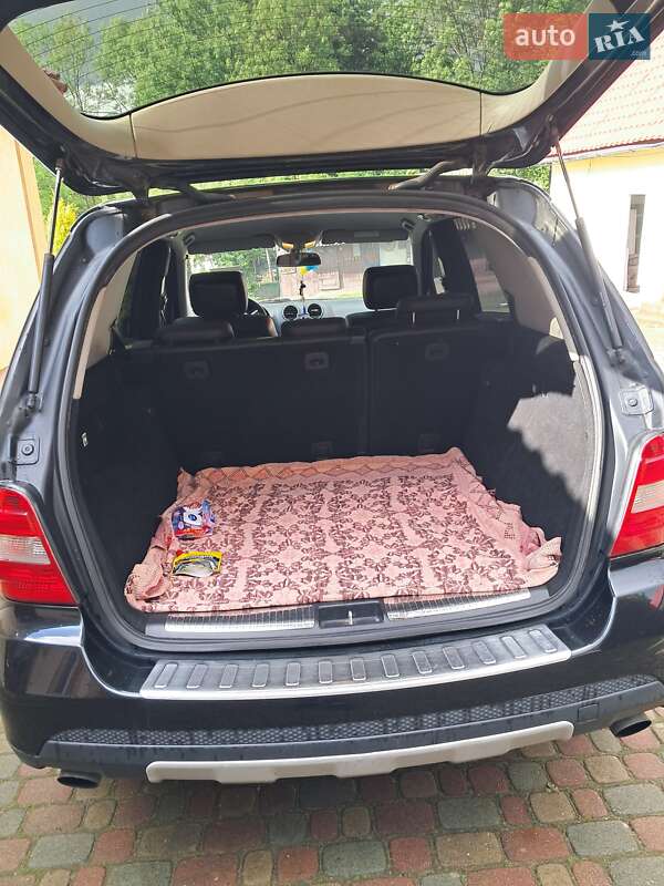 Внедорожник / Кроссовер Mercedes-Benz M-Class 2006 в Львове