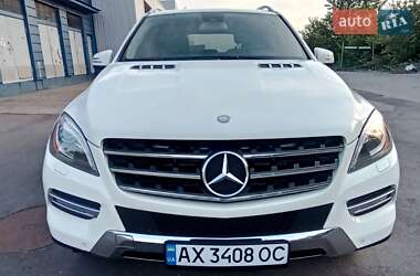 Внедорожник / Кроссовер Mercedes-Benz M-Class 2013 в 