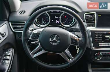 Внедорожник / Кроссовер Mercedes-Benz M-Class 2012 в 