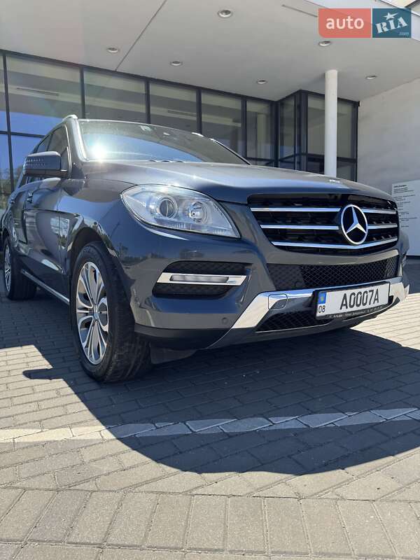 Внедорожник / Кроссовер Mercedes-Benz M-Class 2012 в Запорожье