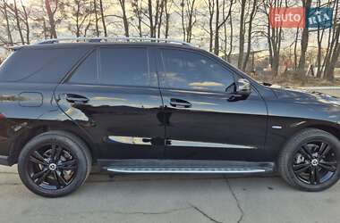 Внедорожник / Кроссовер Mercedes-Benz M-Class 2011 в 