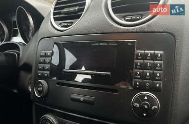 Внедорожник / Кроссовер Mercedes-Benz M-Class 2006 в 