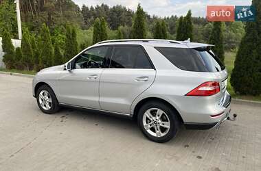 Внедорожник / Кроссовер Mercedes-Benz M-Class 2013 в 