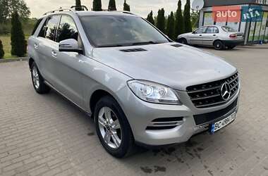 Внедорожник / Кроссовер Mercedes-Benz M-Class 2013 в 