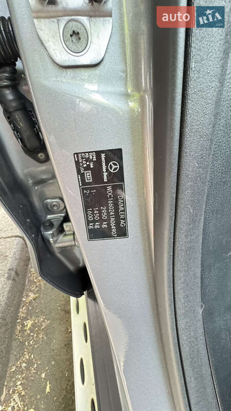 Внедорожник / Кроссовер Mercedes-Benz M-Class 2012 в Одессе