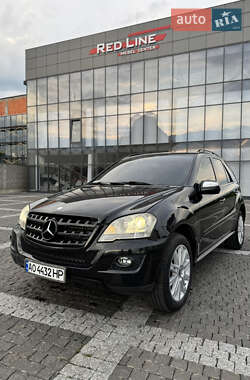 Позашляховик / Кросовер Mercedes-Benz M-Class 2010 в Хусті