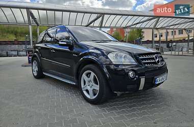 Позашляховик / Кросовер Mercedes-Benz M-Class 2006 в 