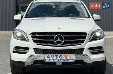 Позашляховик / Кросовер Mercedes-Benz M-Class 2013 в 