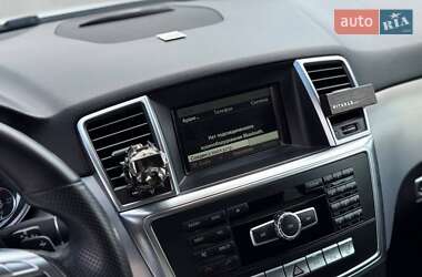 Позашляховик / Кросовер Mercedes-Benz M-Class 2013 в 