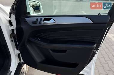 Позашляховик / Кросовер Mercedes-Benz M-Class 2013 в 