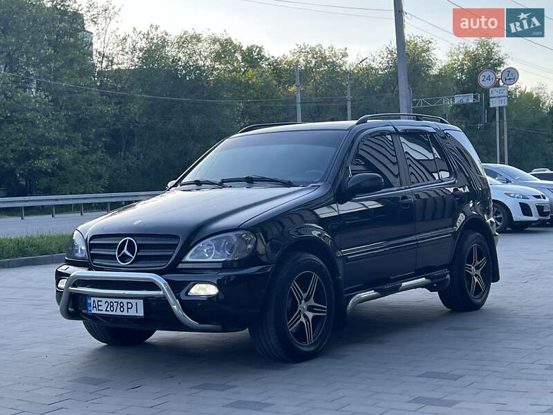 Внедорожник / Кроссовер Mercedes-Benz M-Class 2003 в 
