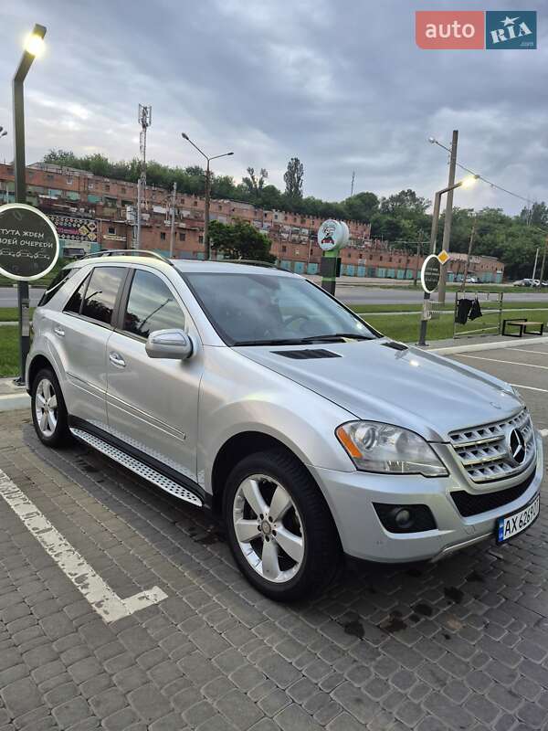Mercedes-Benz M-Class 2008