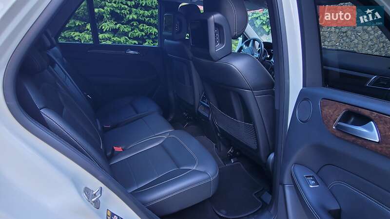 Внедорожник / Кроссовер Mercedes-Benz M-Class 2012 в Одессе