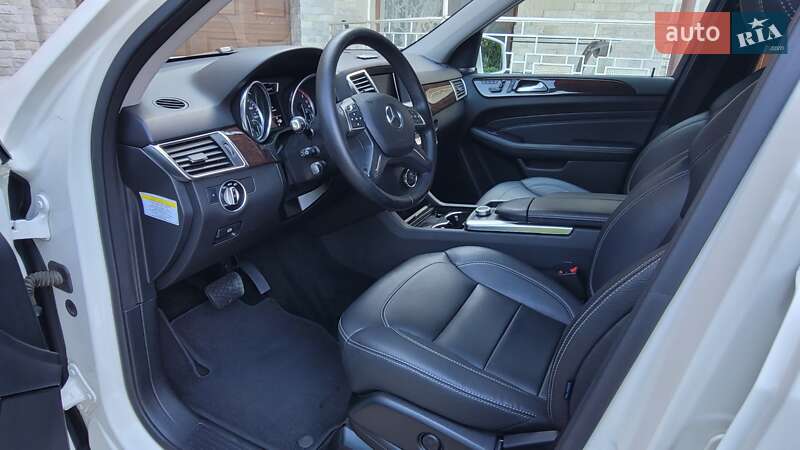 Внедорожник / Кроссовер Mercedes-Benz M-Class 2012 в Одессе