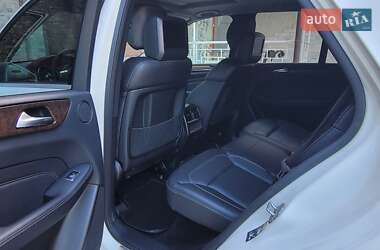 Внедорожник / Кроссовер Mercedes-Benz M-Class 2012 в 