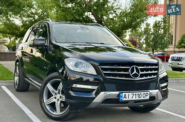 Внедорожник / Кроссовер Mercedes-Benz M-Class 2011 в 