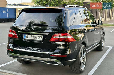 Внедорожник / Кроссовер Mercedes-Benz M-Class 2011 в 