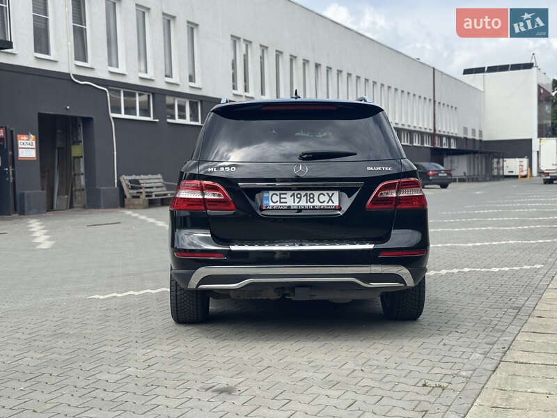 Внедорожник / Кроссовер Mercedes-Benz M-Class 2013 в Черновцах