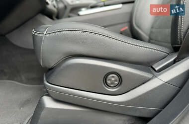 Позашляховик / Кросовер Mercedes-Benz M-Class 2013 в 