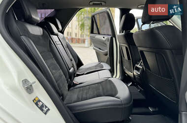 Позашляховик / Кросовер Mercedes-Benz M-Class 2013 в 
