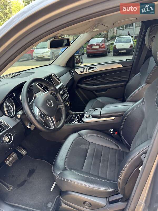 Позашляховик / Кросовер Mercedes-Benz M-Class 2013 в Києві