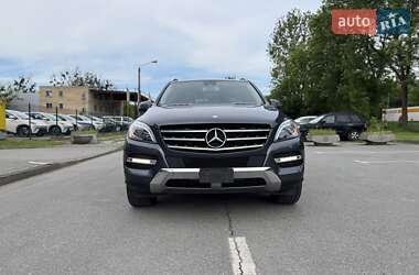 Внедорожник / Кроссовер Mercedes-Benz M-Class 2013 в 