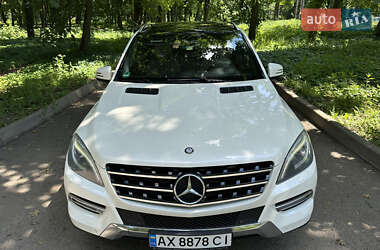 Внедорожник / Кроссовер Mercedes-Benz M-Class 2013 в 
