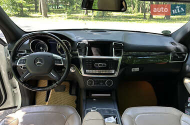 Внедорожник / Кроссовер Mercedes-Benz M-Class 2013 в 