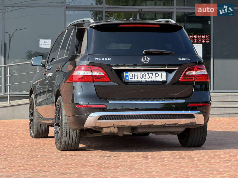 Внедорожник / Кроссовер Mercedes-Benz M-Class 2013 в Одессе