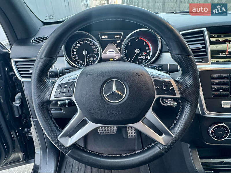 Внедорожник / Кроссовер Mercedes-Benz M-Class 2013 в Одессе