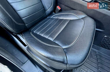Внедорожник / Кроссовер Mercedes-Benz M-Class 2013 в 