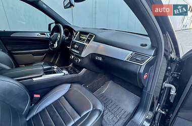 Внедорожник / Кроссовер Mercedes-Benz M-Class 2013 в 