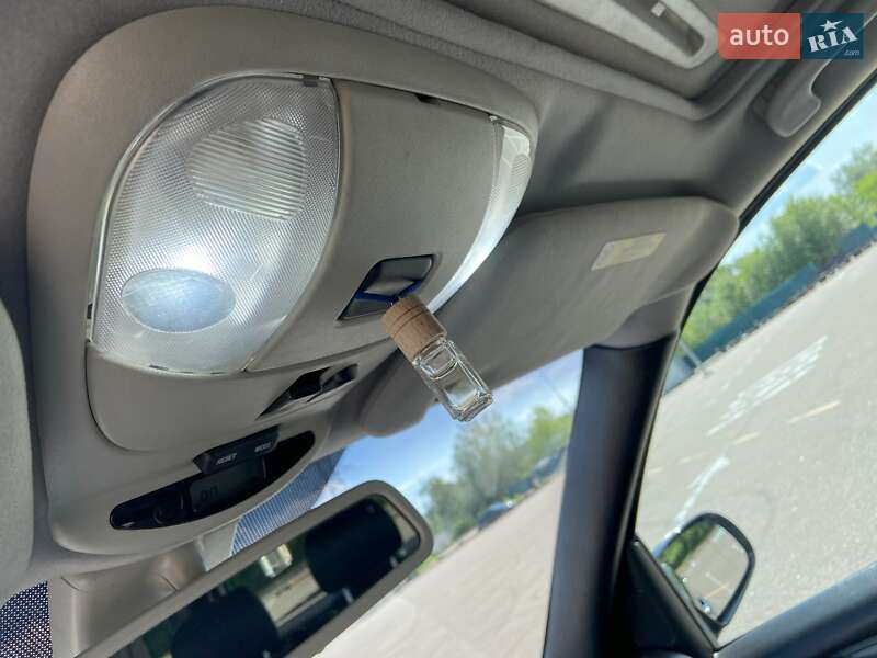 Внедорожник / Кроссовер Mercedes-Benz M-Class 2002 в Киеве