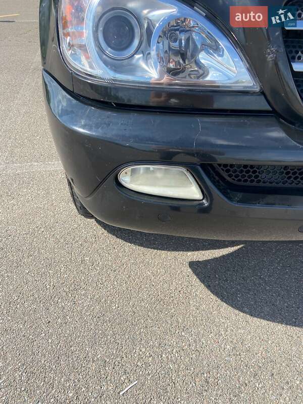 Внедорожник / Кроссовер Mercedes-Benz M-Class 2002 в Киеве