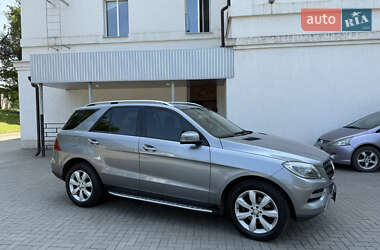 Внедорожник / Кроссовер Mercedes-Benz M-Class 2013 в 
